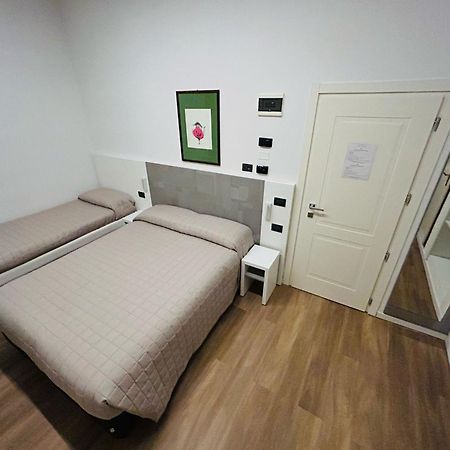 Hotel Milano Cesenatico Esterno foto