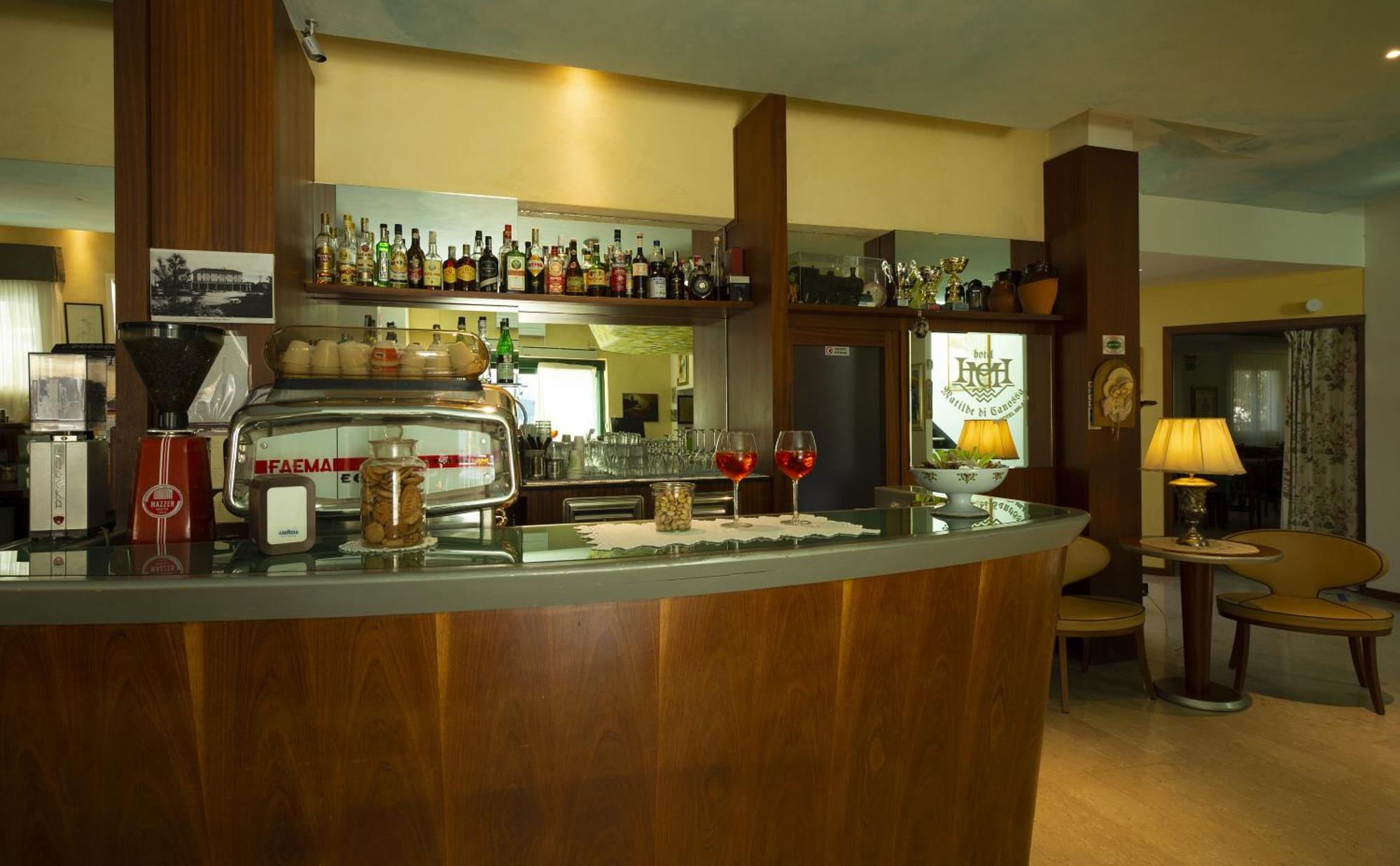Hotel Milano Cesenatico Esterno foto