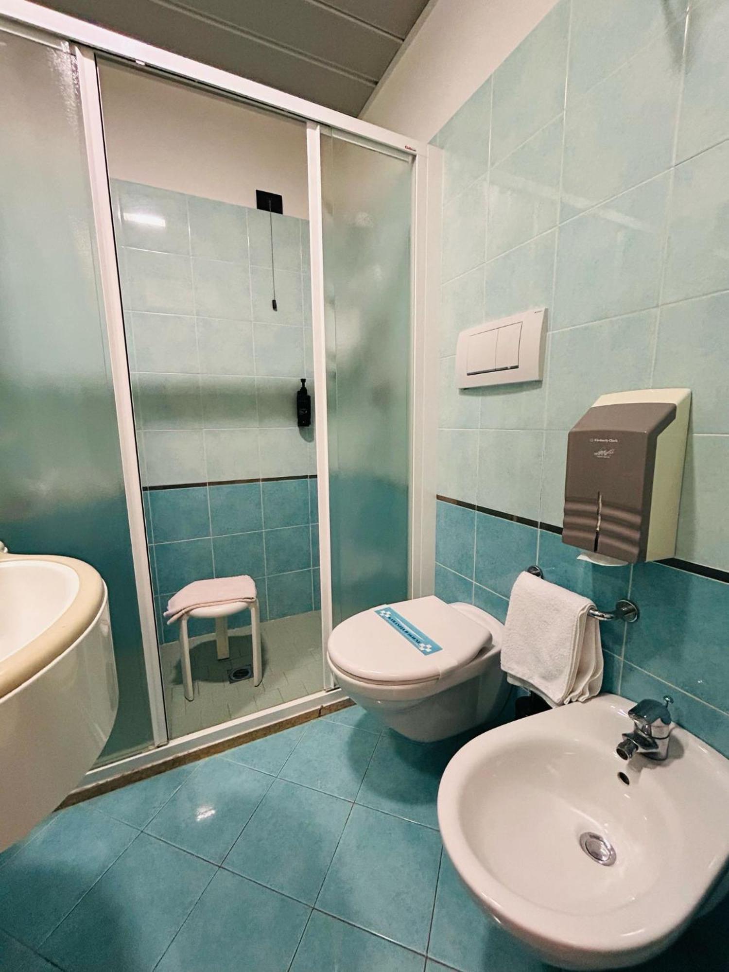 Hotel Milano Cesenatico Esterno foto
